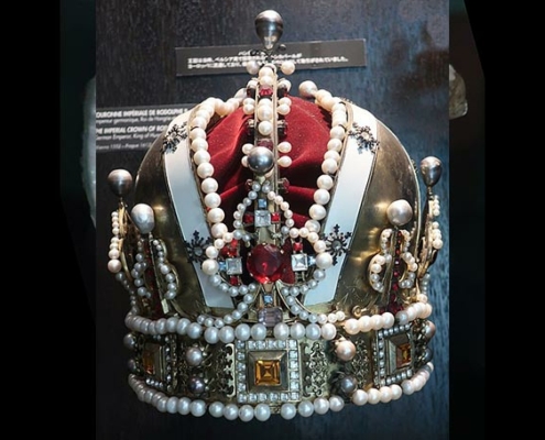 Robert Wan Pearl Museum, historic Imperial crown of Rodolphe II,Image by: Wmpearl Robert Wan Pearl Museum, historic Imperial crown of Rodolphe II,Image by: Wmpearl