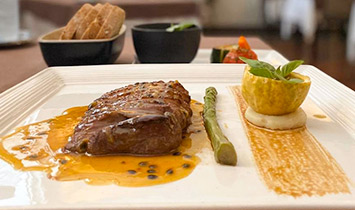 cat-Le-Grillardin-Papeete-top Le Grillardin Restaurant Papeete