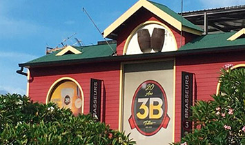 cat-Les-3-Brasseurs-Papeete Les 3 Brasseurs Restaurant Papeete