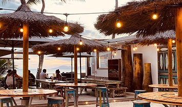 cat-Tahiti-La-Plage-sapinus-bar Tahiti La Plage Restaurant