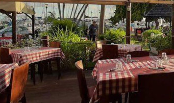 cat-La-Casa-Bianca La-Casa-Bianca-restaurant