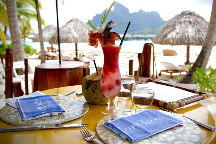 Fare Hoa Beach Bar Four Season Bora Bora